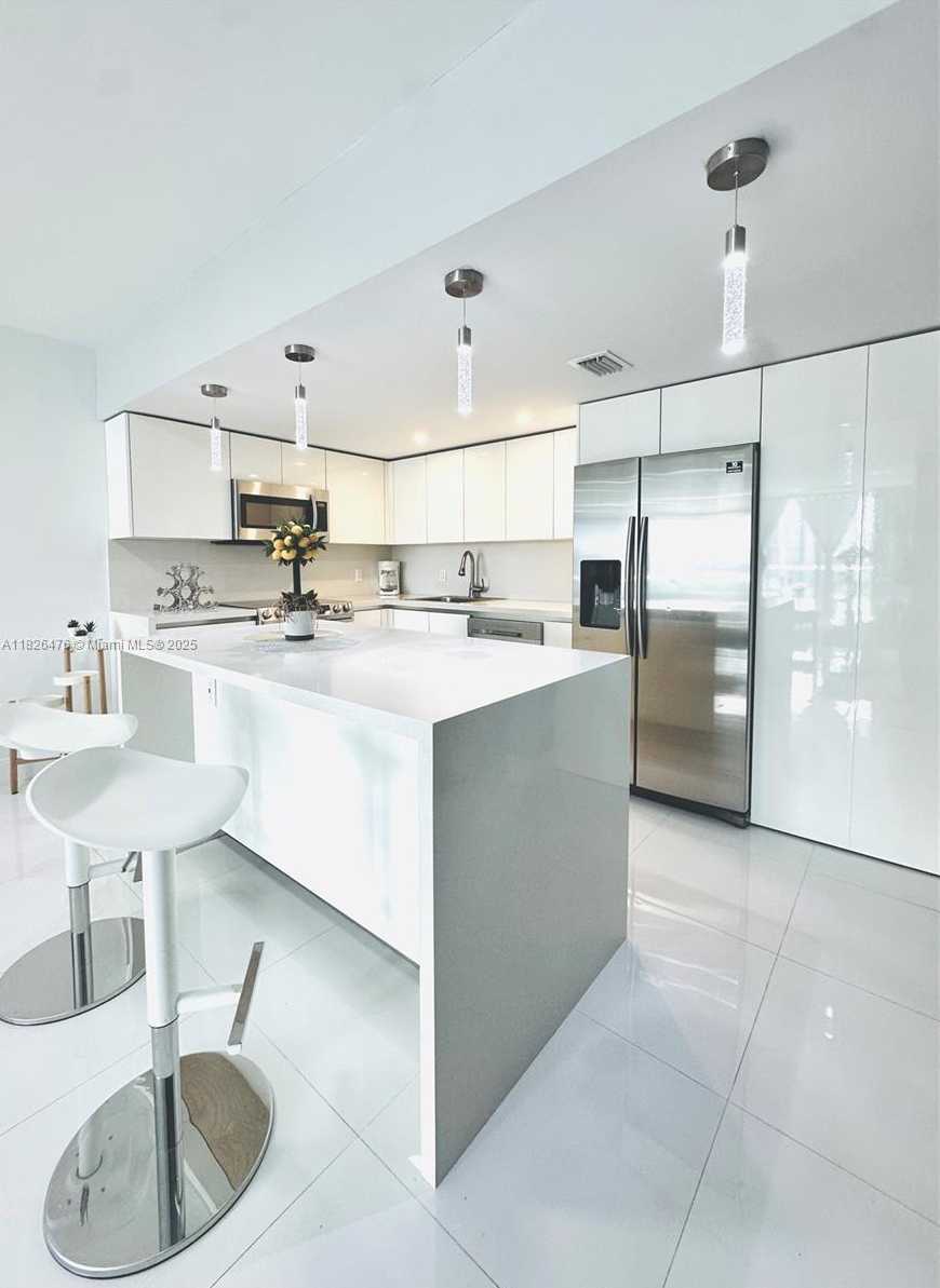Small Image of 19390 COLLINS AVE #911, Sunny Isles Beach Number 17