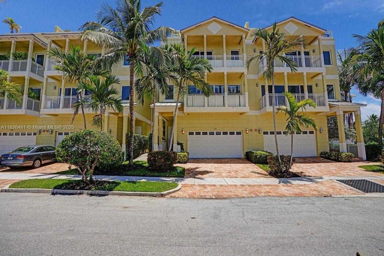 Small Image of 346 NORTH ELM ST #A-10, Hollywood Number 3