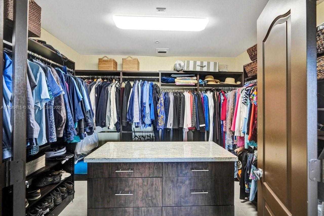 Small Image of 346 NORTH ELM ST #A-10, Hollywood Number 33