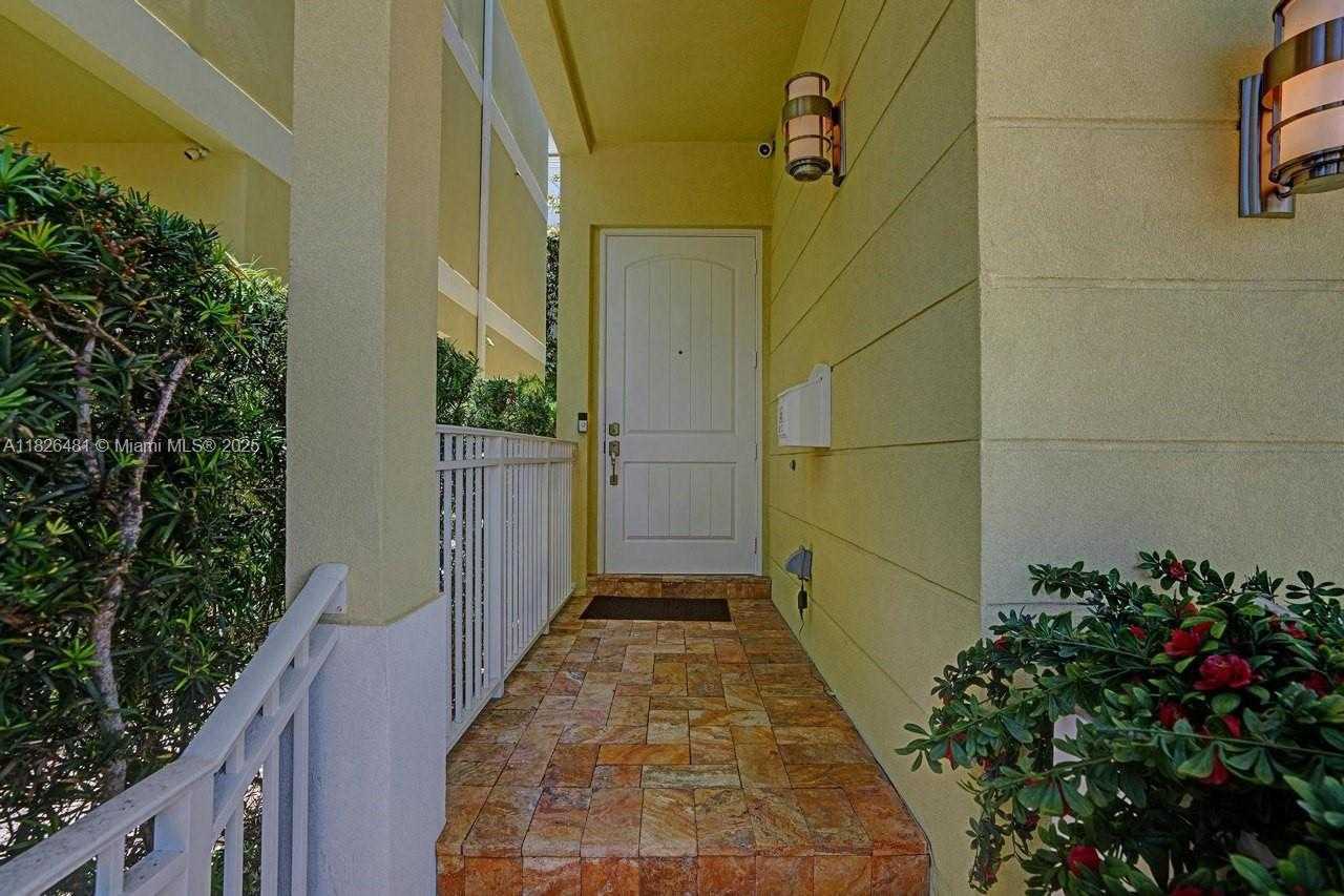 Small Image of 346 NORTH ELM ST #A-10, Hollywood Number 47