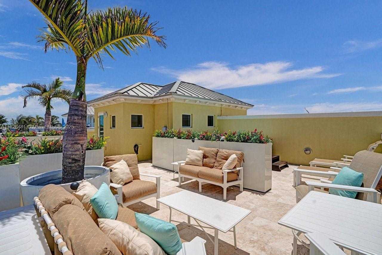 Small Image of 346 NORTH ELM ST #A-10, Hollywood Number 65
