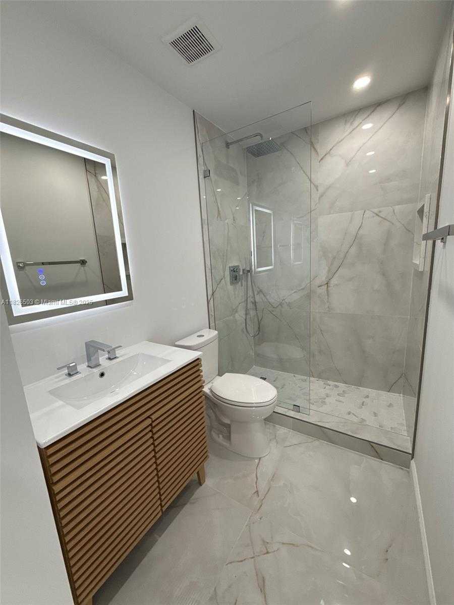 Small Image of 4773 SUNNY PALM CIR #C, West Palm Beach Number 20
