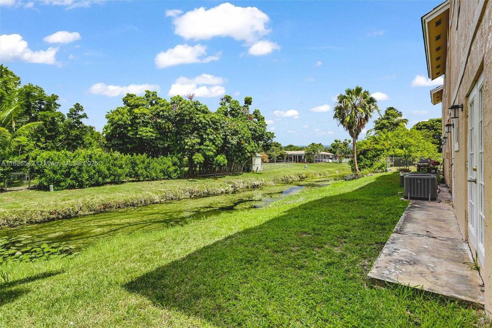 Small Image of 3931 CORAL SPRINGS DR #26, Coral Springs Number 24