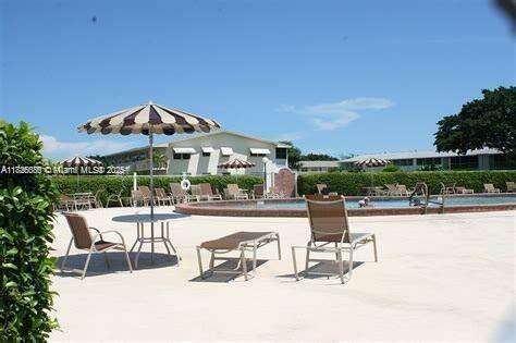 Small Image of West Palm Beach Number 2