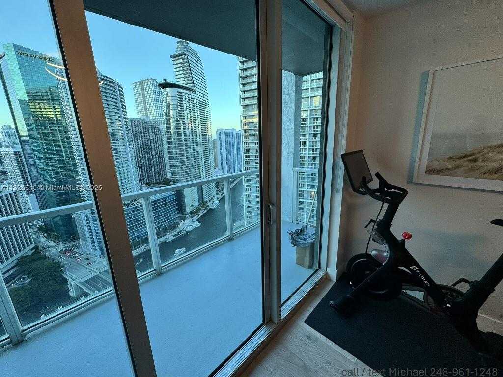 Small Image of 500 BRICKELL AVE #3803, Miami Number 17