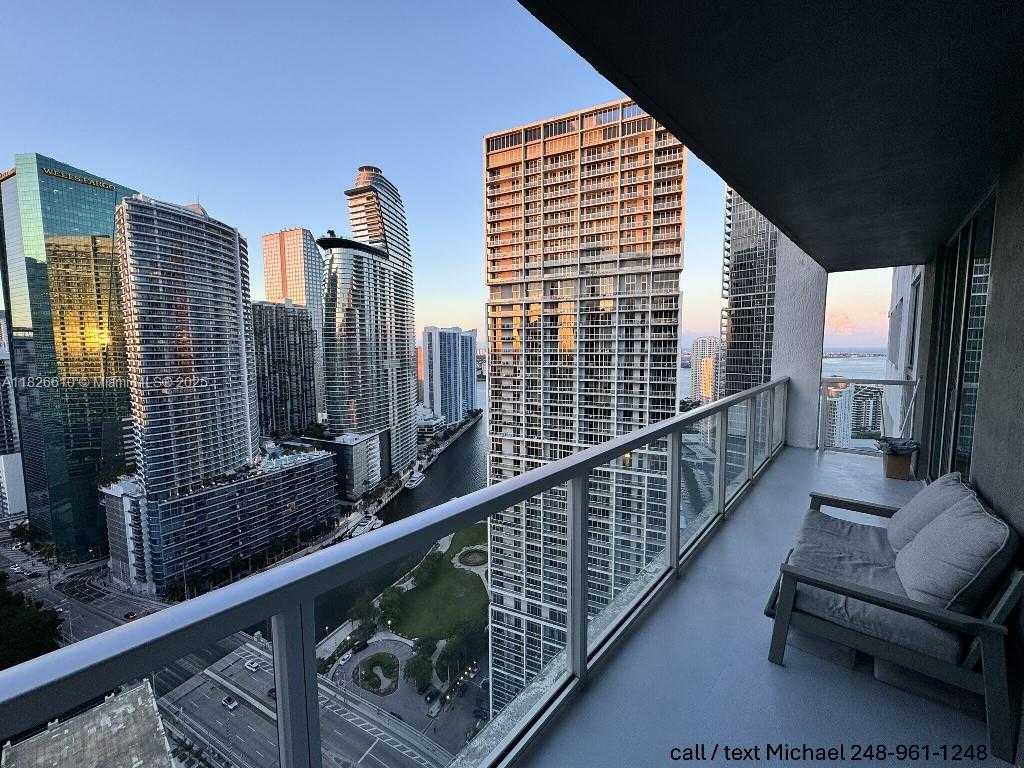 Small Image of 500 BRICKELL AVE #3803, Miami Number 18
