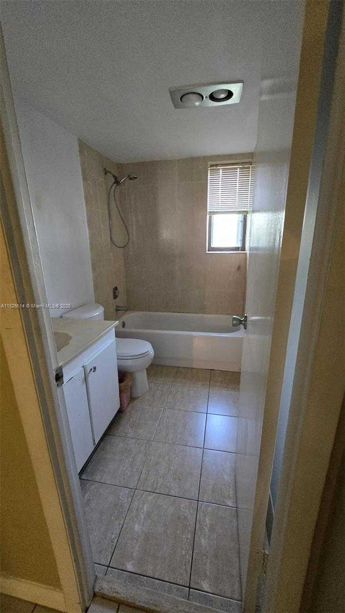 Small Image of 20441 NORTH EAST 30TH AVE #114-9, Aventura Number 8