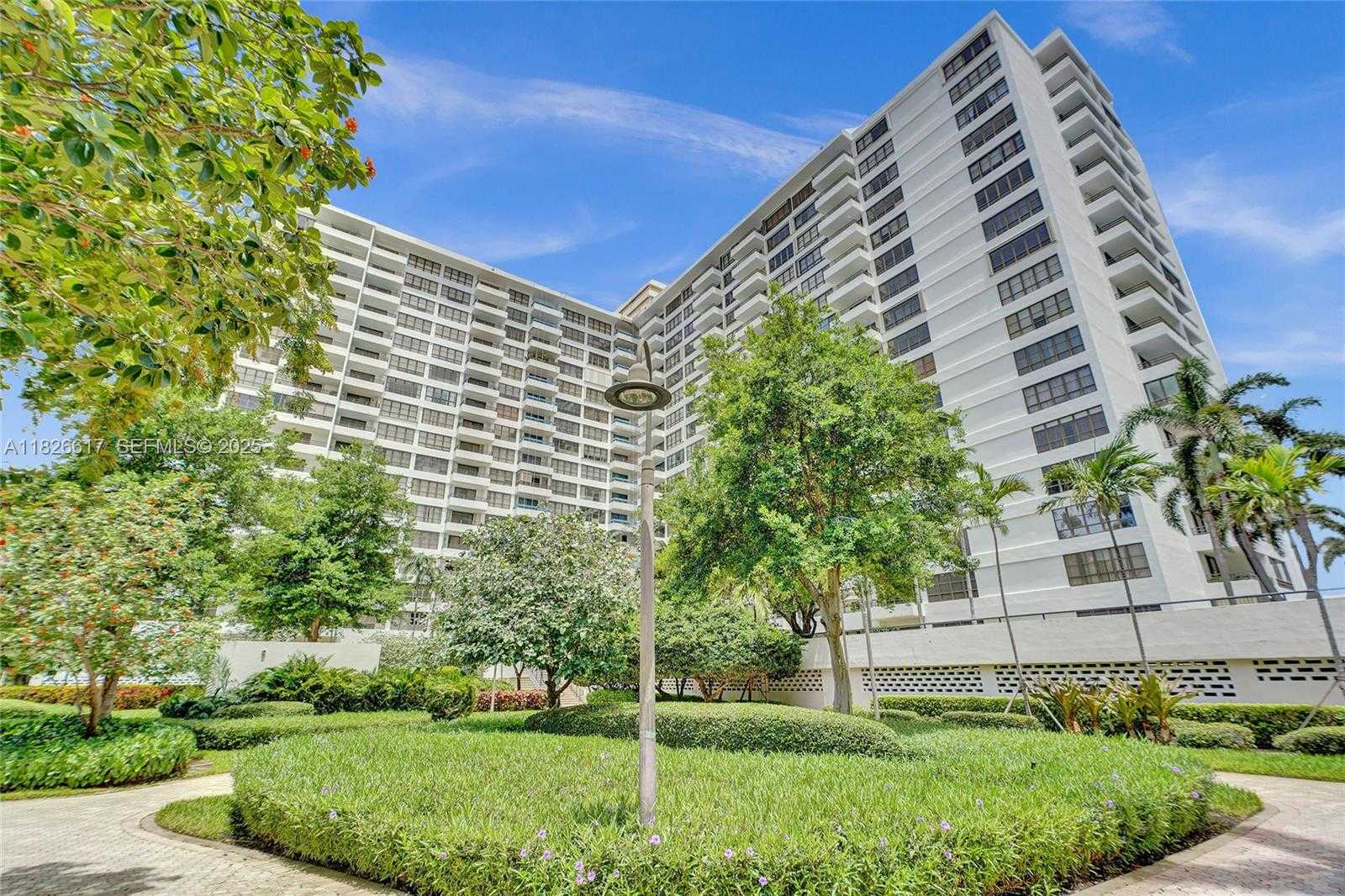 Small Image of 600 THREE ISLANDS BLVD #1016, Hallandale Beach Number 47