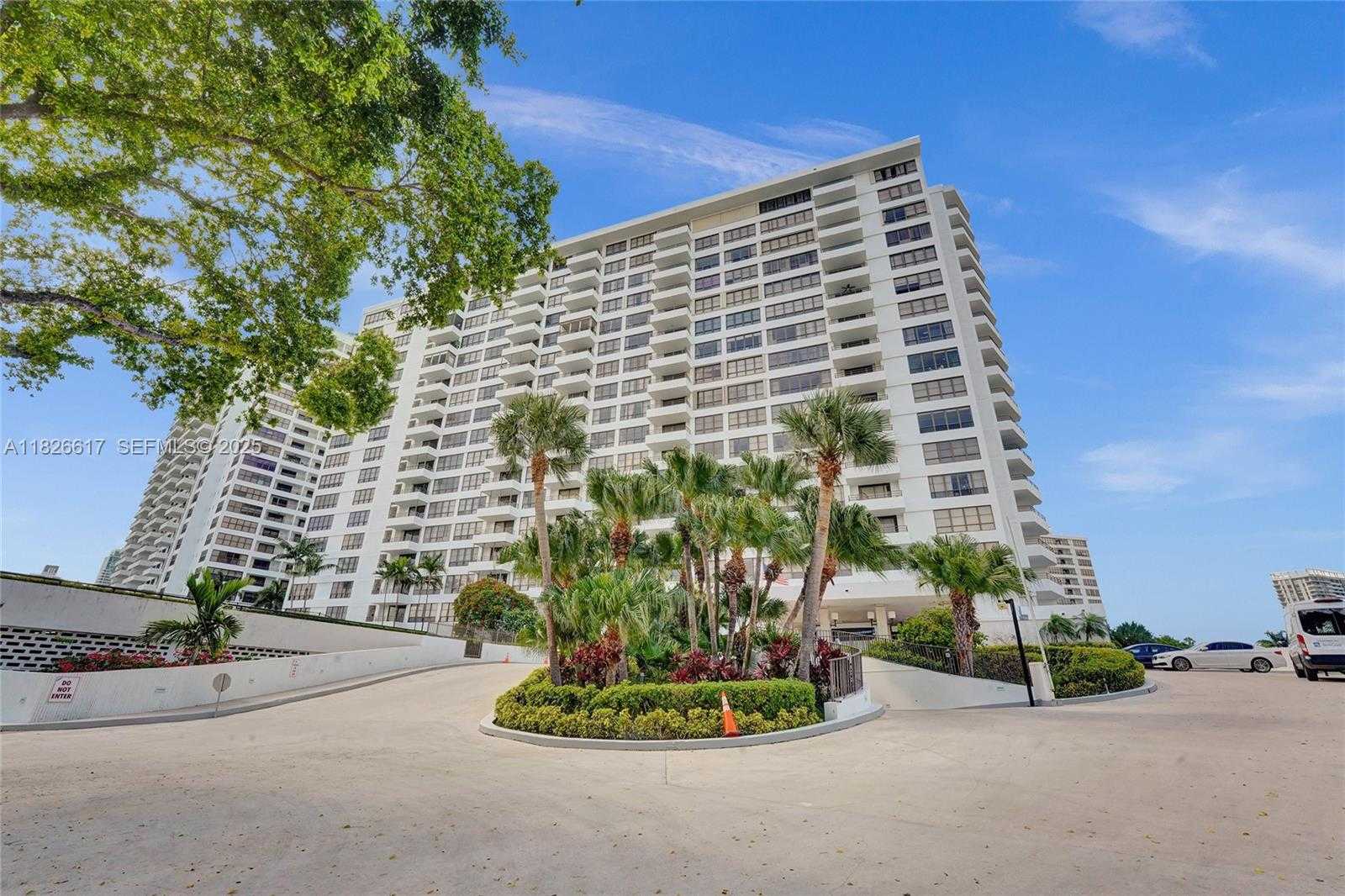 Small Image of 600 THREE ISLANDS BLVD #1016, Hallandale Beach Number 48