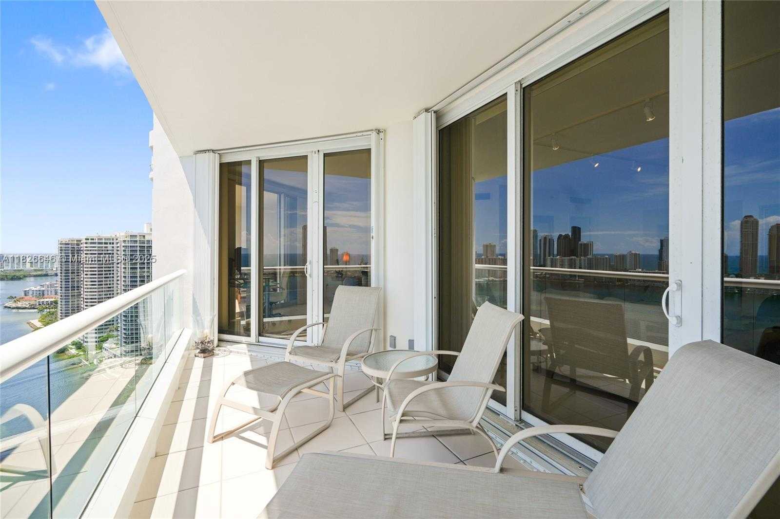 Small Image of 7000 ISLAND BLVD #2909, Aventura Number 13