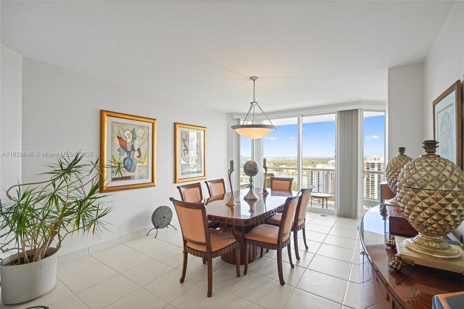 Small Image of 7000 ISLAND BLVD #2909, Aventura Number 21