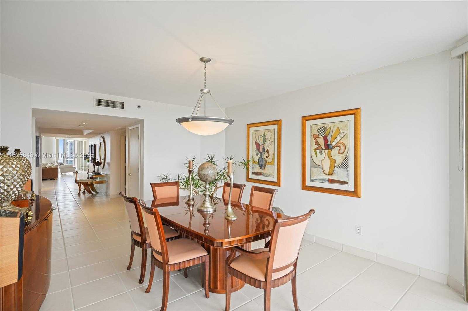 Small Image of 7000 ISLAND BLVD #2909, Aventura Number 22