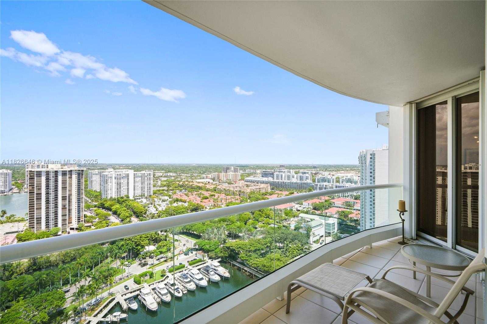 Small Image of 7000 ISLAND BLVD #2909, Aventura Number 36