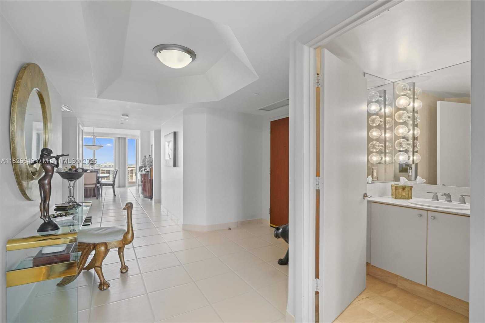 Small Image of 7000 ISLAND BLVD #2909, Aventura Number 5