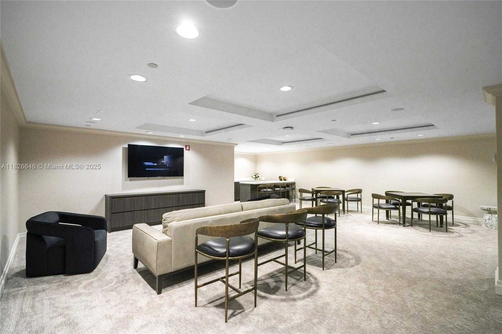 Small Image of 7000 ISLAND BLVD #2909, Aventura Number 56