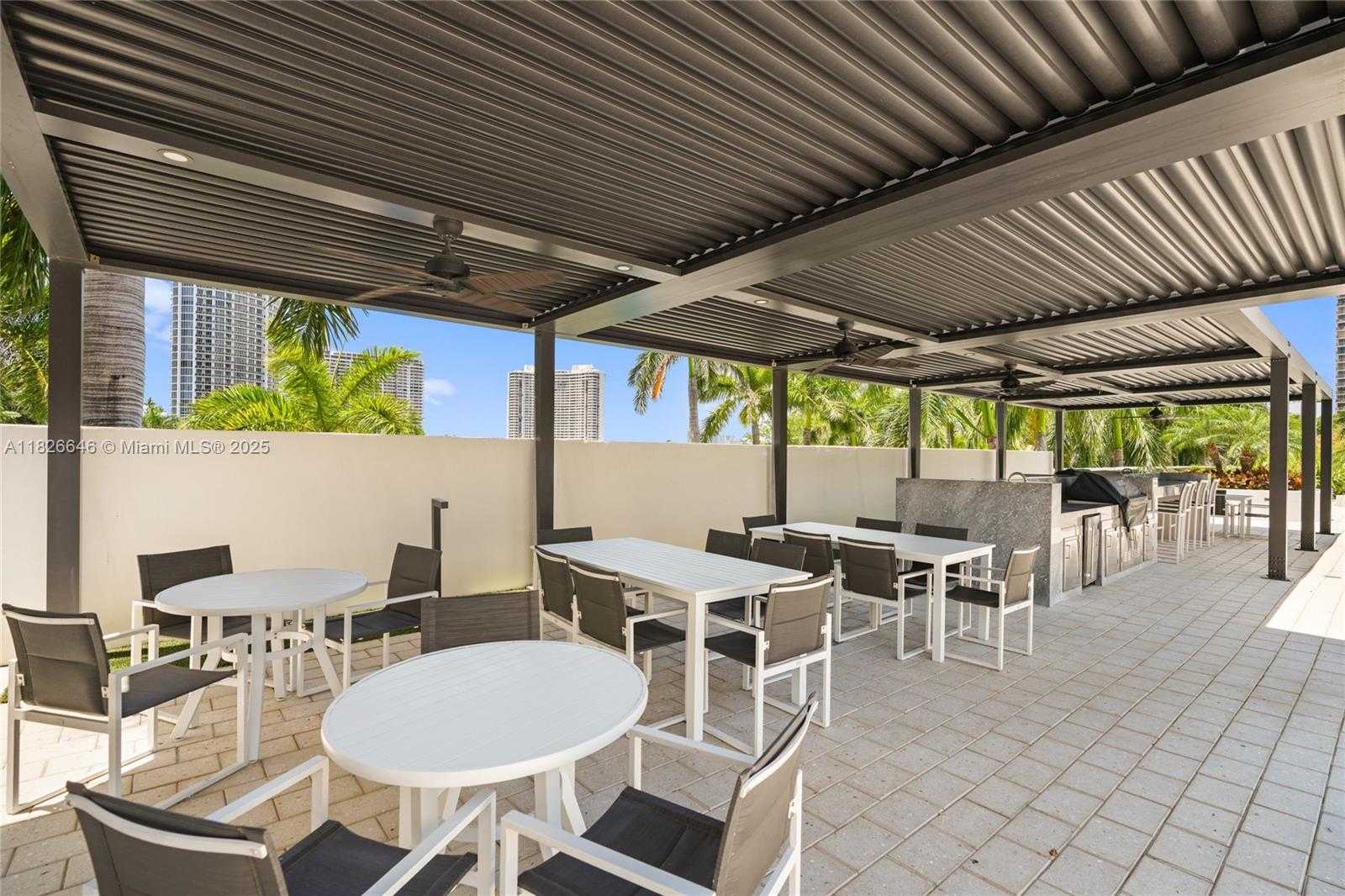 Small Image of 7000 ISLAND BLVD #2909, Aventura Number 66