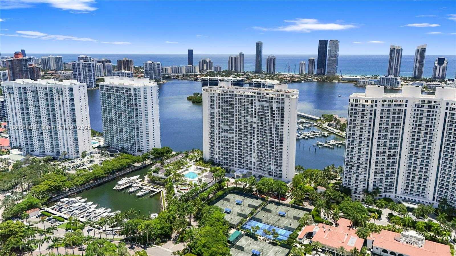Small Image of 7000 ISLAND BLVD #2909, Aventura Number 71