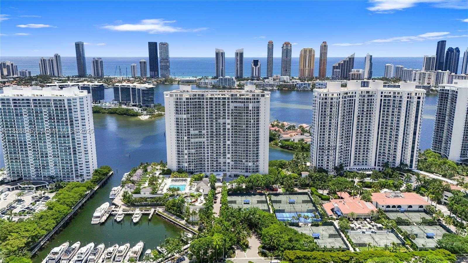Small Image of 7000 ISLAND BLVD #2909, Aventura Number 72