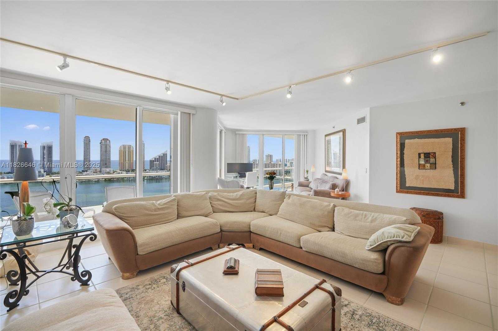 Small Image of 7000 ISLAND BLVD #2909, Aventura Number 9