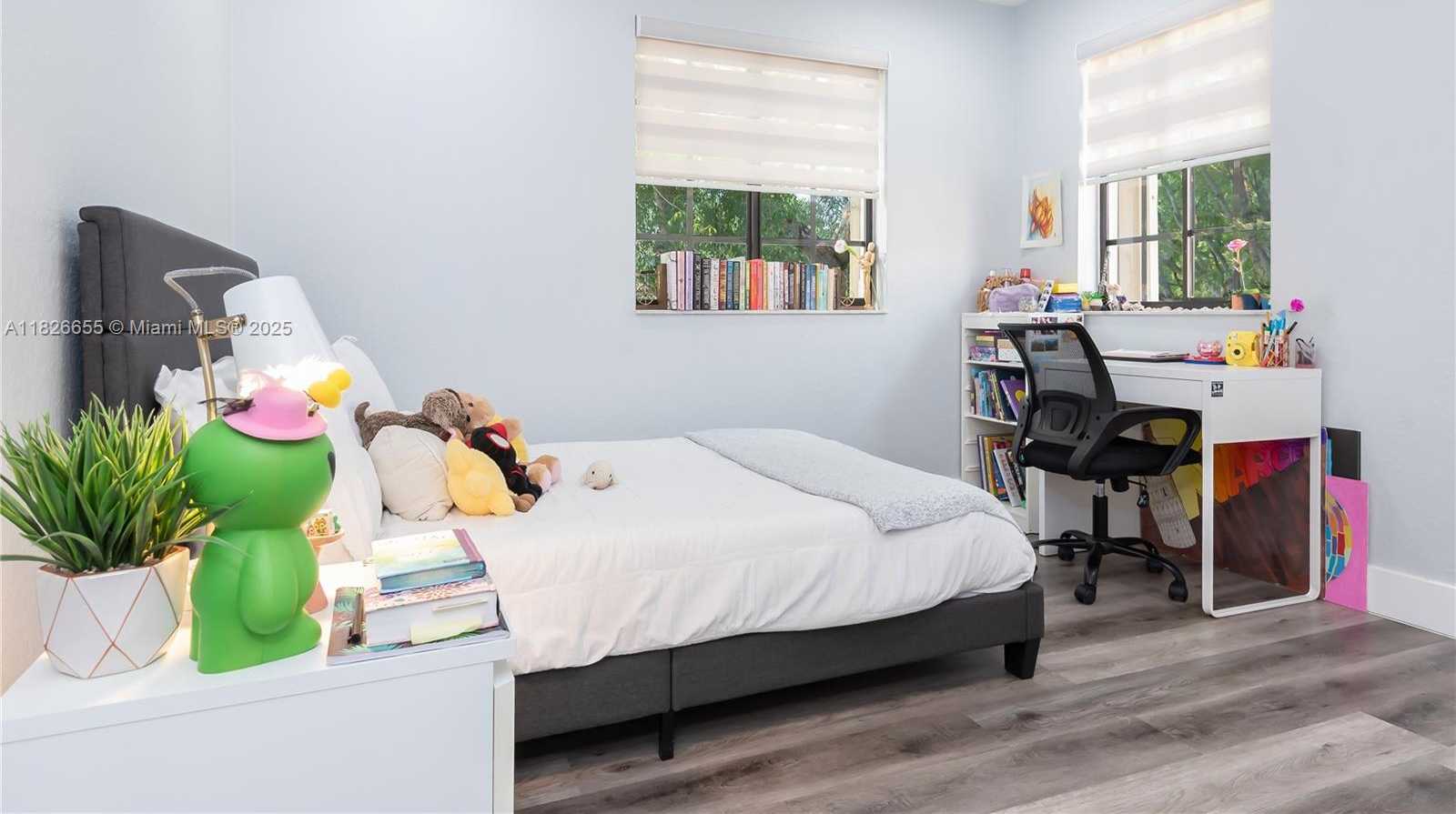 Small Image of 3891 TREE TOP DR, Weston Number 18