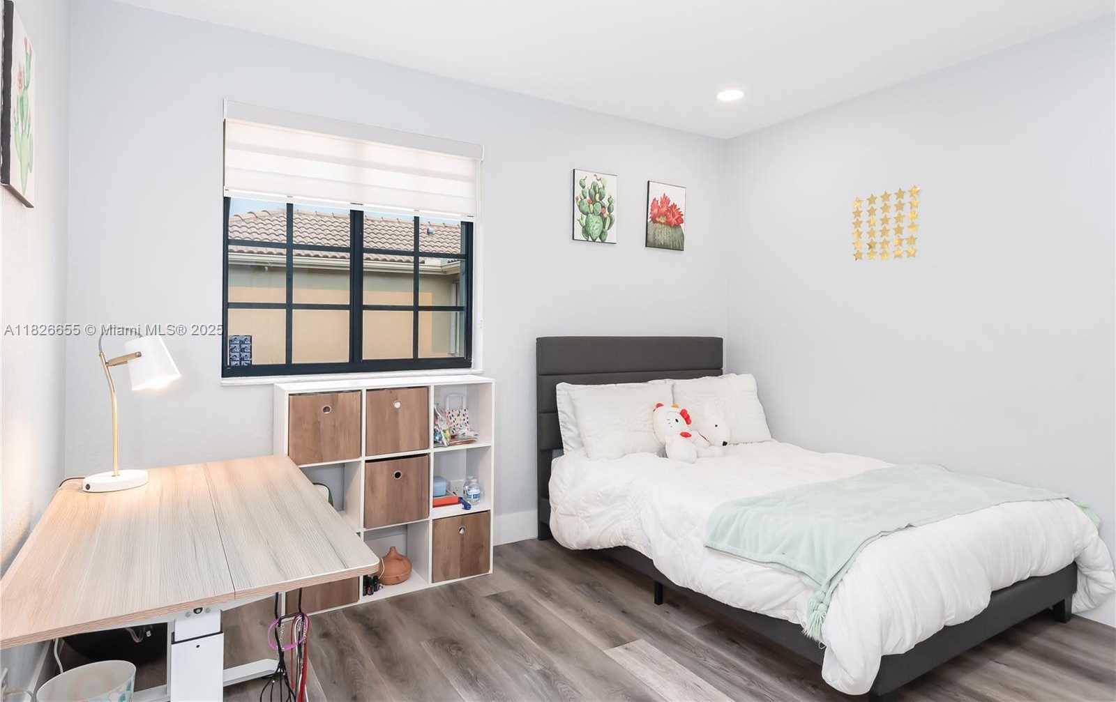 Small Image of 3891 TREE TOP DR, Weston Number 21