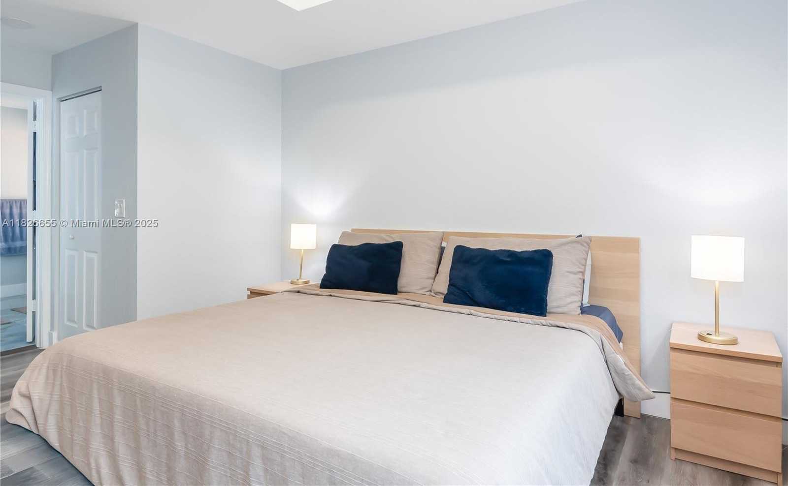 Small Image of 3891 TREE TOP DR, Weston Number 23