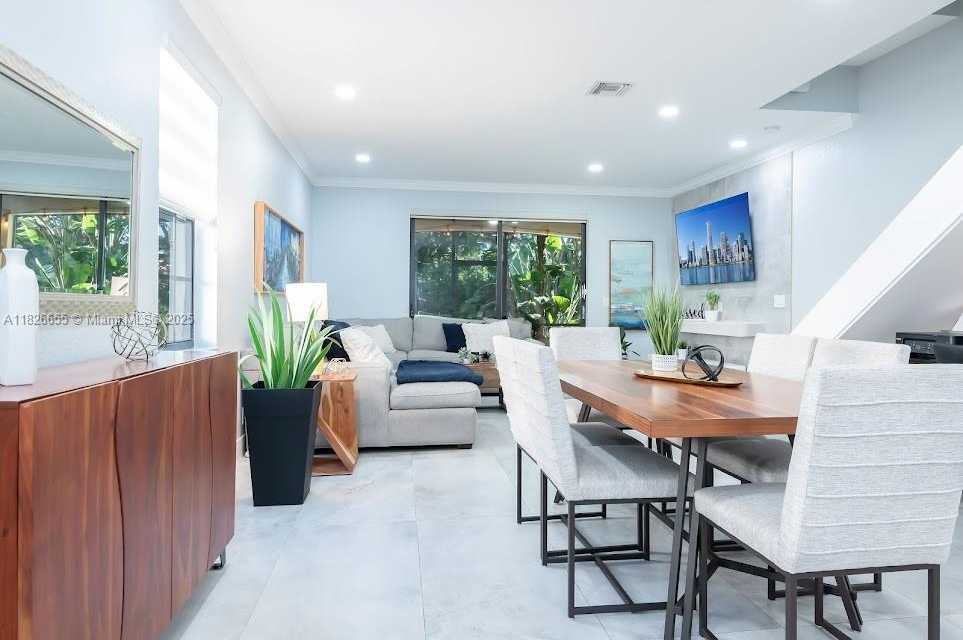 Small Image of 3891 TREE TOP DR, Weston Number 39