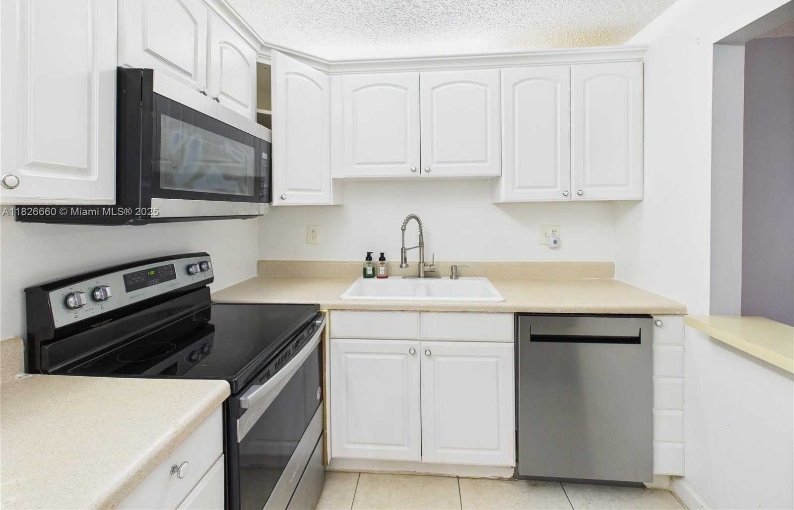 Small Image of 4113 NORTH WEST 88TH AVE #105, Coral Springs Number 3