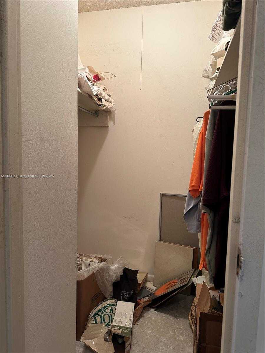 Imagen de Pequeño Objeto
