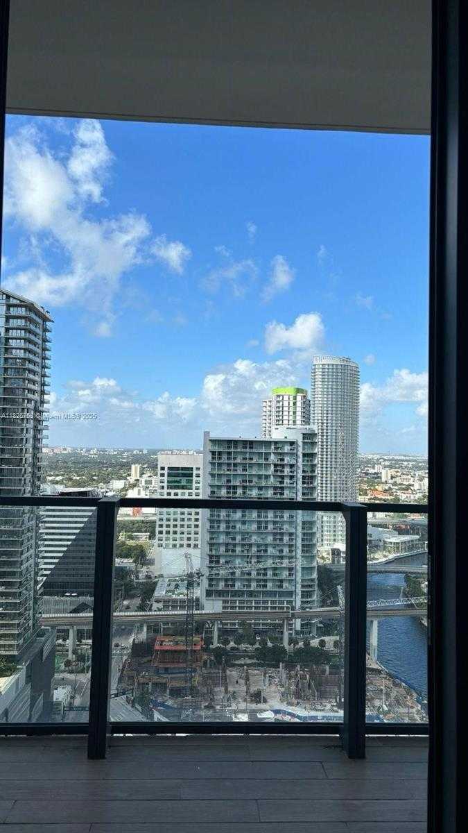 Small Image of 68 SOUTH EAST 6TH ST #2804, Miami Number 14
