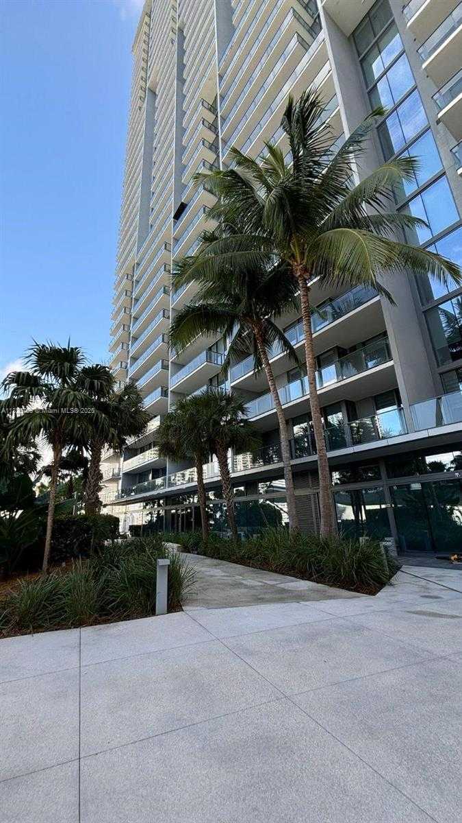 Small Image of 68 SOUTH EAST 6TH ST #2804, Miami Number 22