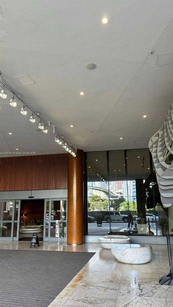 Small Image of 68 SOUTH EAST 6TH ST #2804, Miami Number 36