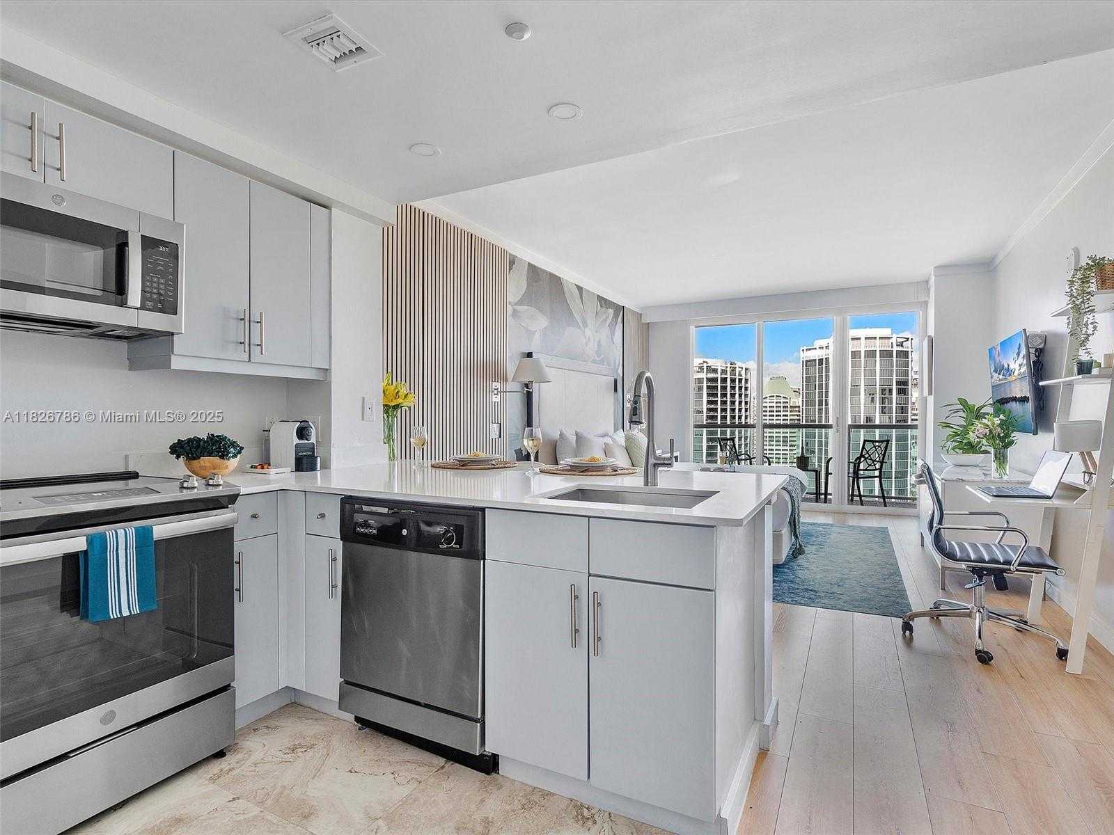 Small Image of 2889 MCFARLANE RD #1908, Miami Number 11