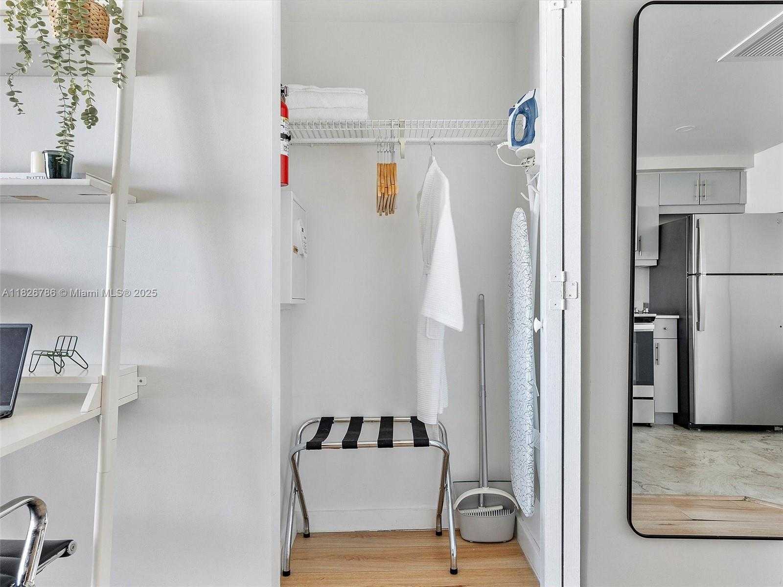 Small Image of 2889 MCFARLANE RD #1908, Miami Number 8