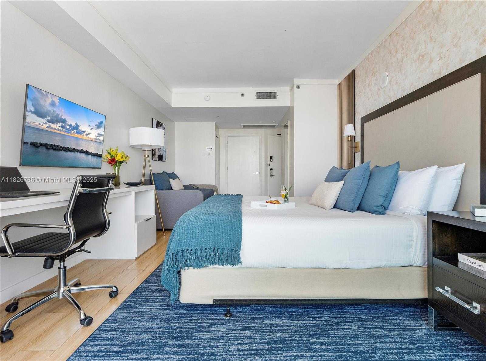 Small Image of 2889 MCFARLANE RD #1908, Miami Number 9