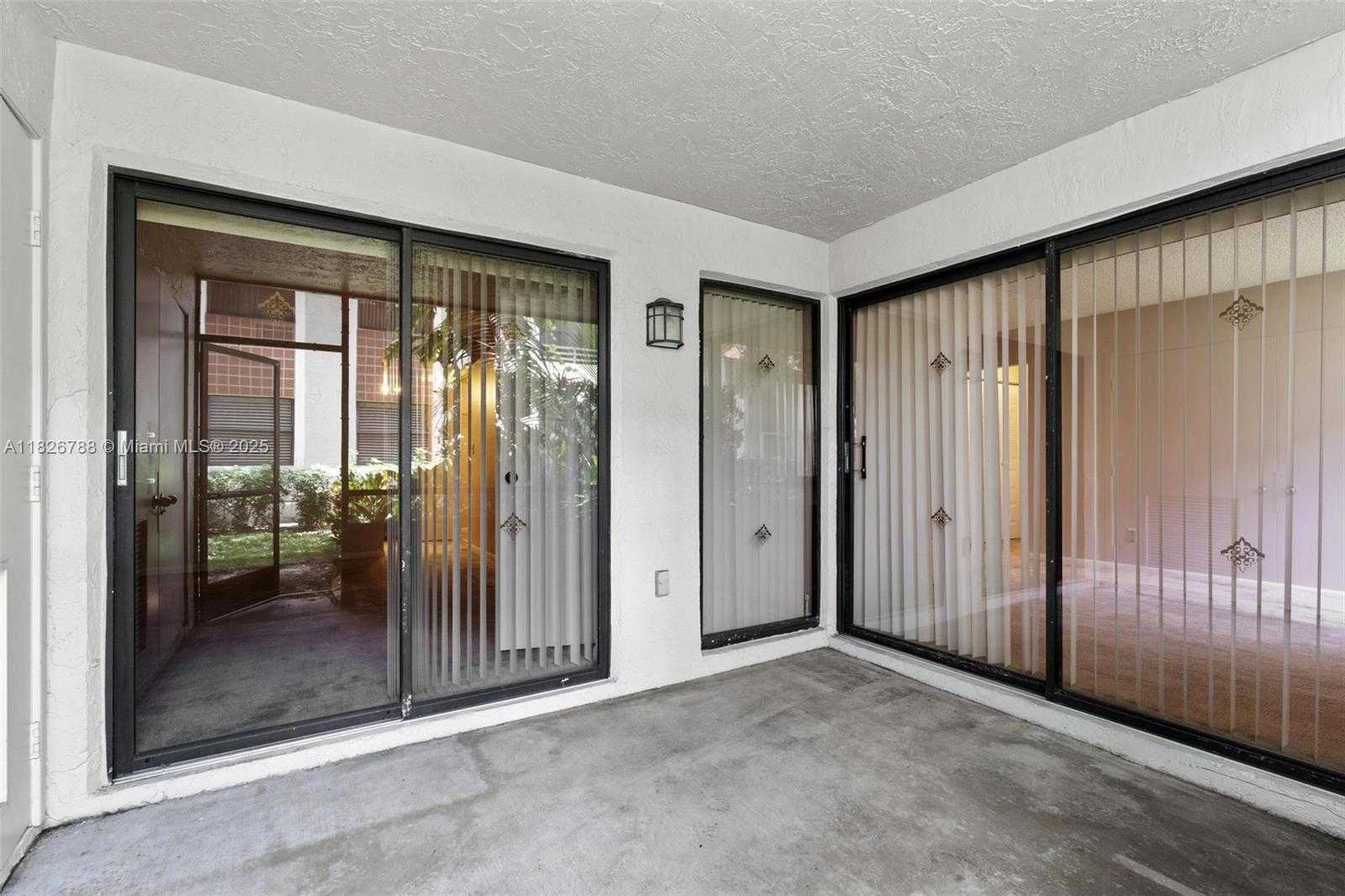 Small Image of 9852 NORTH WEST 3RD CT #1, Plantation Number 16