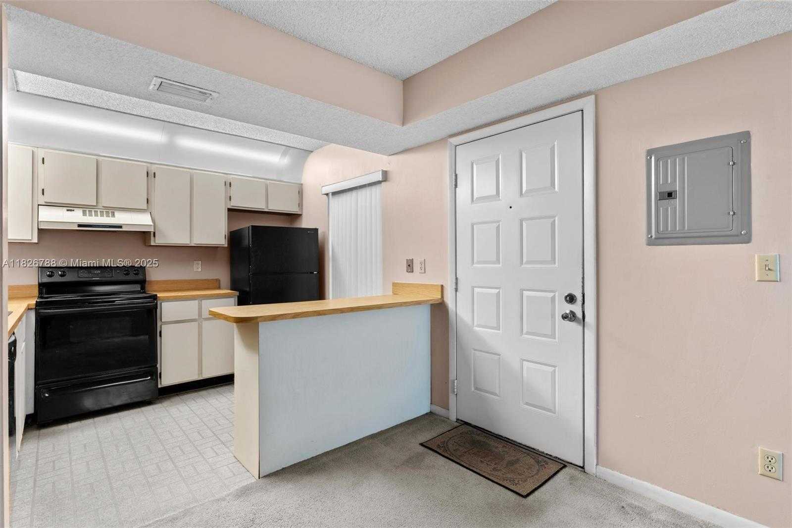 Small Image of 9852 NORTH WEST 3RD CT #1, Plantation Number 3