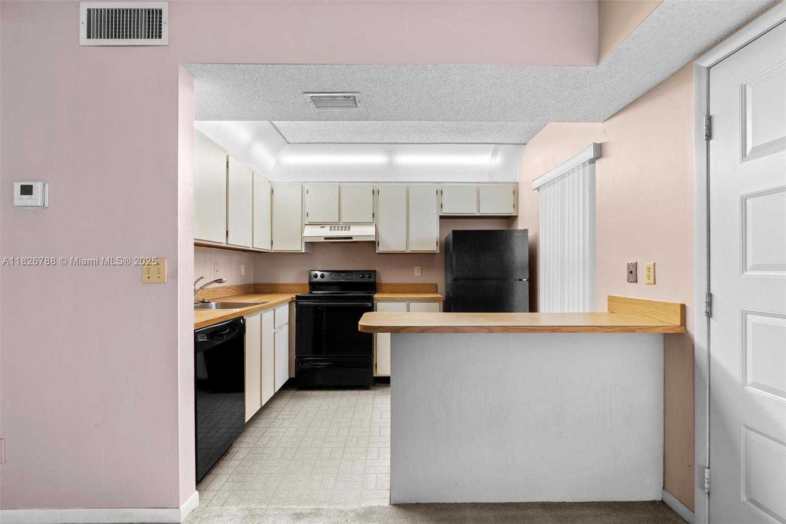 Small Image of 9852 NORTH WEST 3RD CT #1, Plantation Number 6