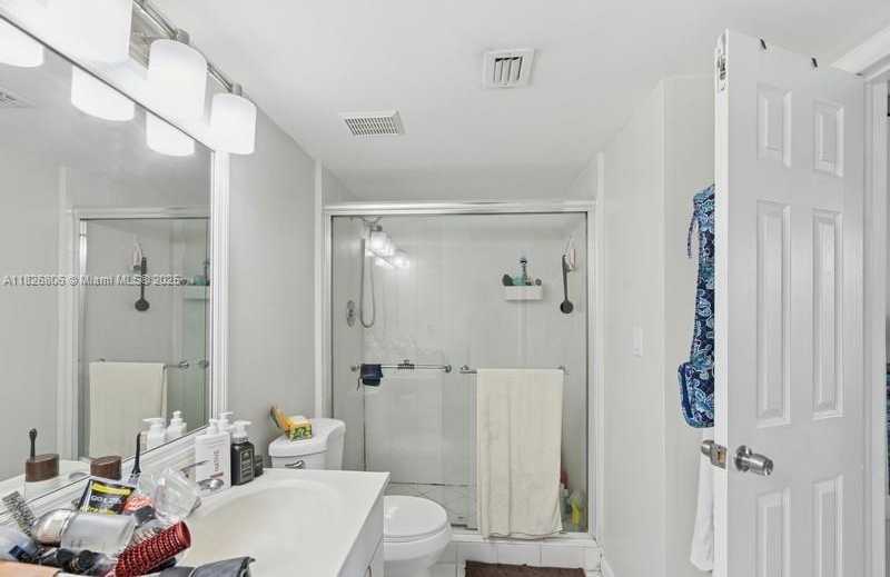 Small Image of 3300 NORTH EAST 192ND ST #1707, Aventura Number 19