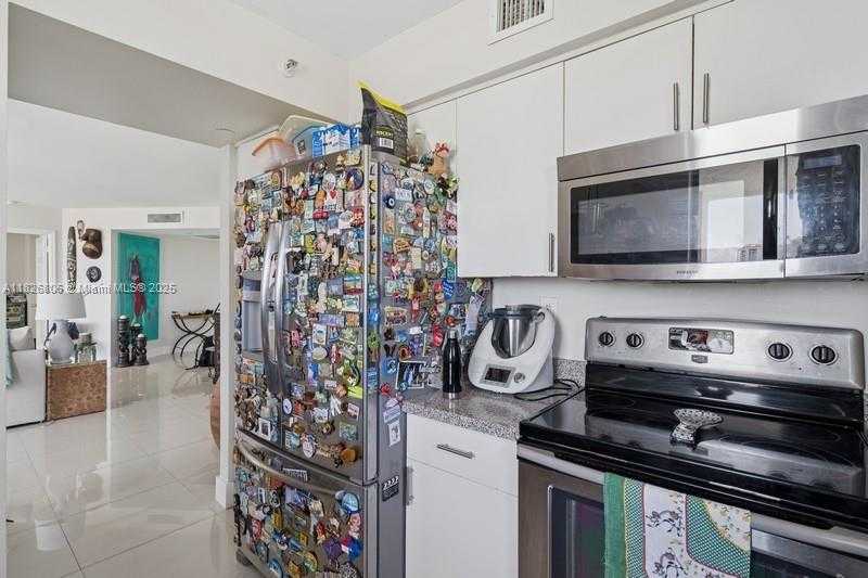 Small Image of 3300 NORTH EAST 192ND ST #1707, Aventura Number 21