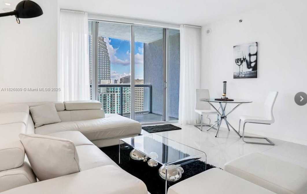 Small Image of 475 BRICKELL AVE #4310, Miami Number 3