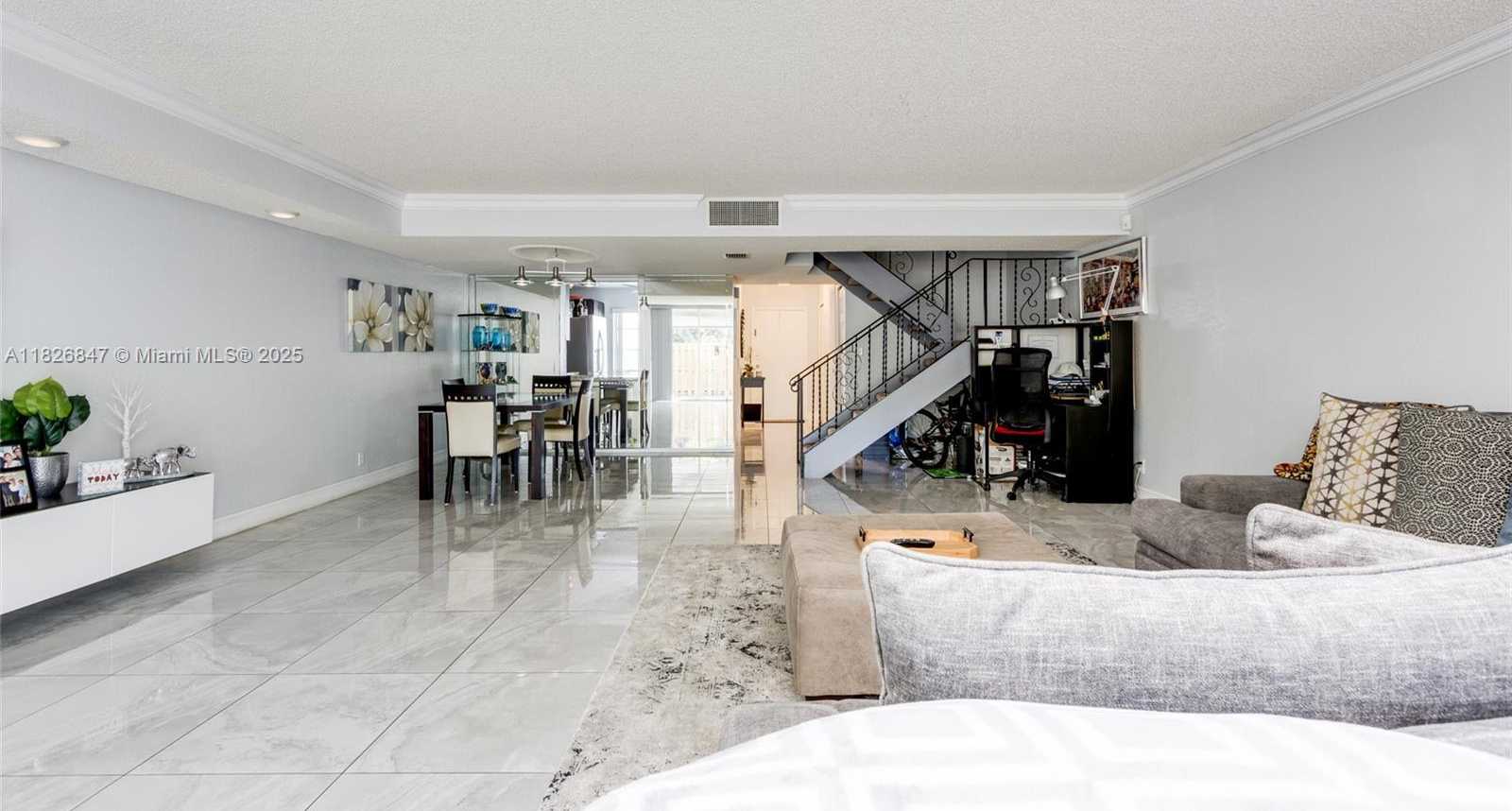 Imagen de Pequeño Objeto