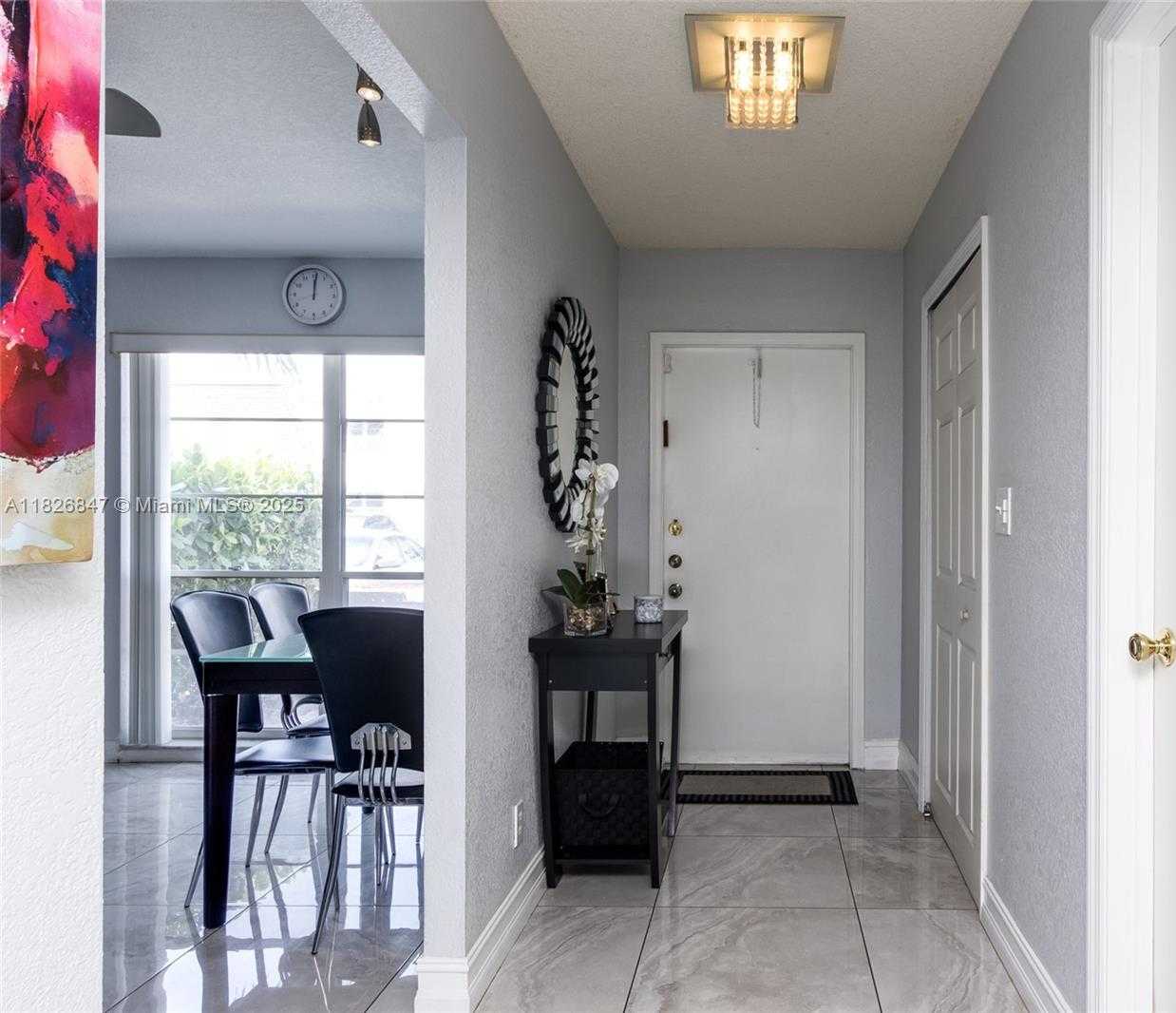 Imagen de Pequeño Objeto