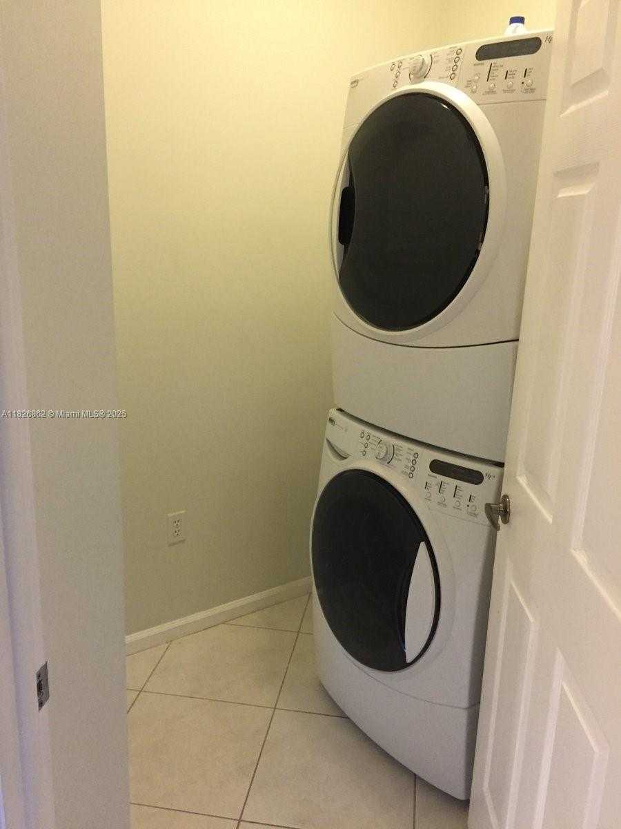 Imagen de Pequeño Objeto