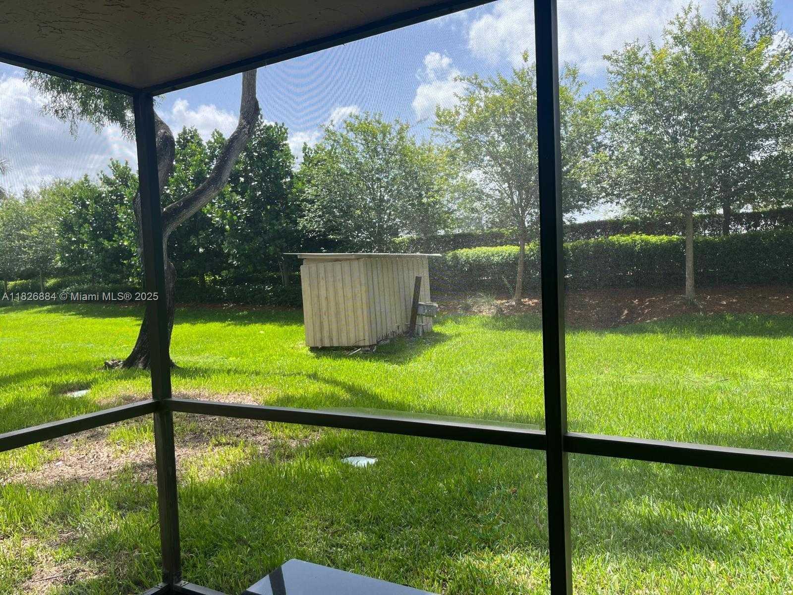 Small Image of 370 RACQUET CLUB RD #101, Weston Number 6