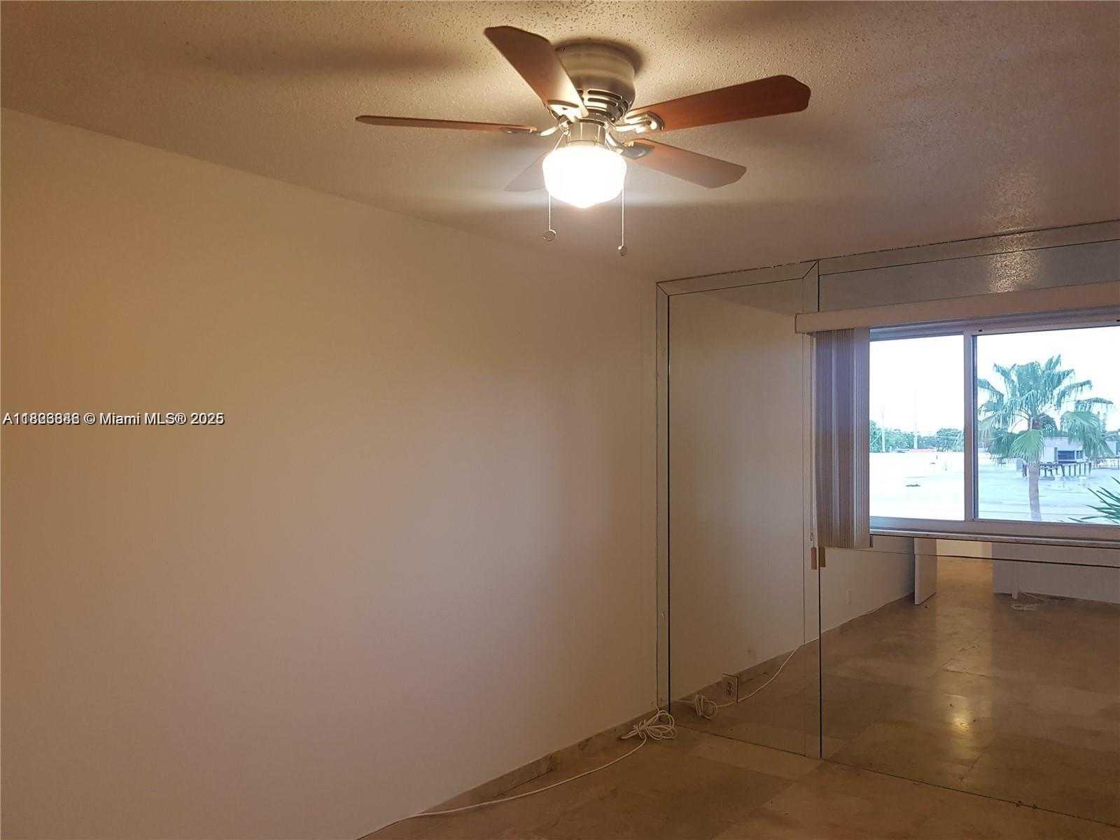 Small Image of 253 SOUTH CYPRESS RD #237, Pompano Beach Number 10