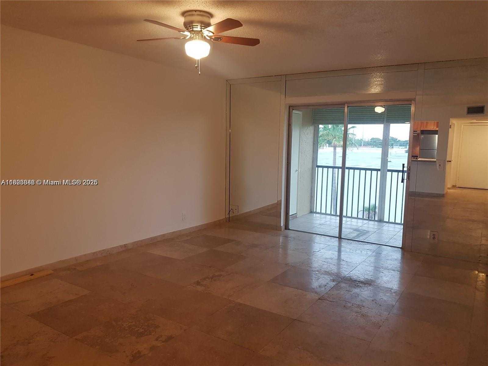 Small Image of 253 SOUTH CYPRESS RD #237, Pompano Beach Number 8