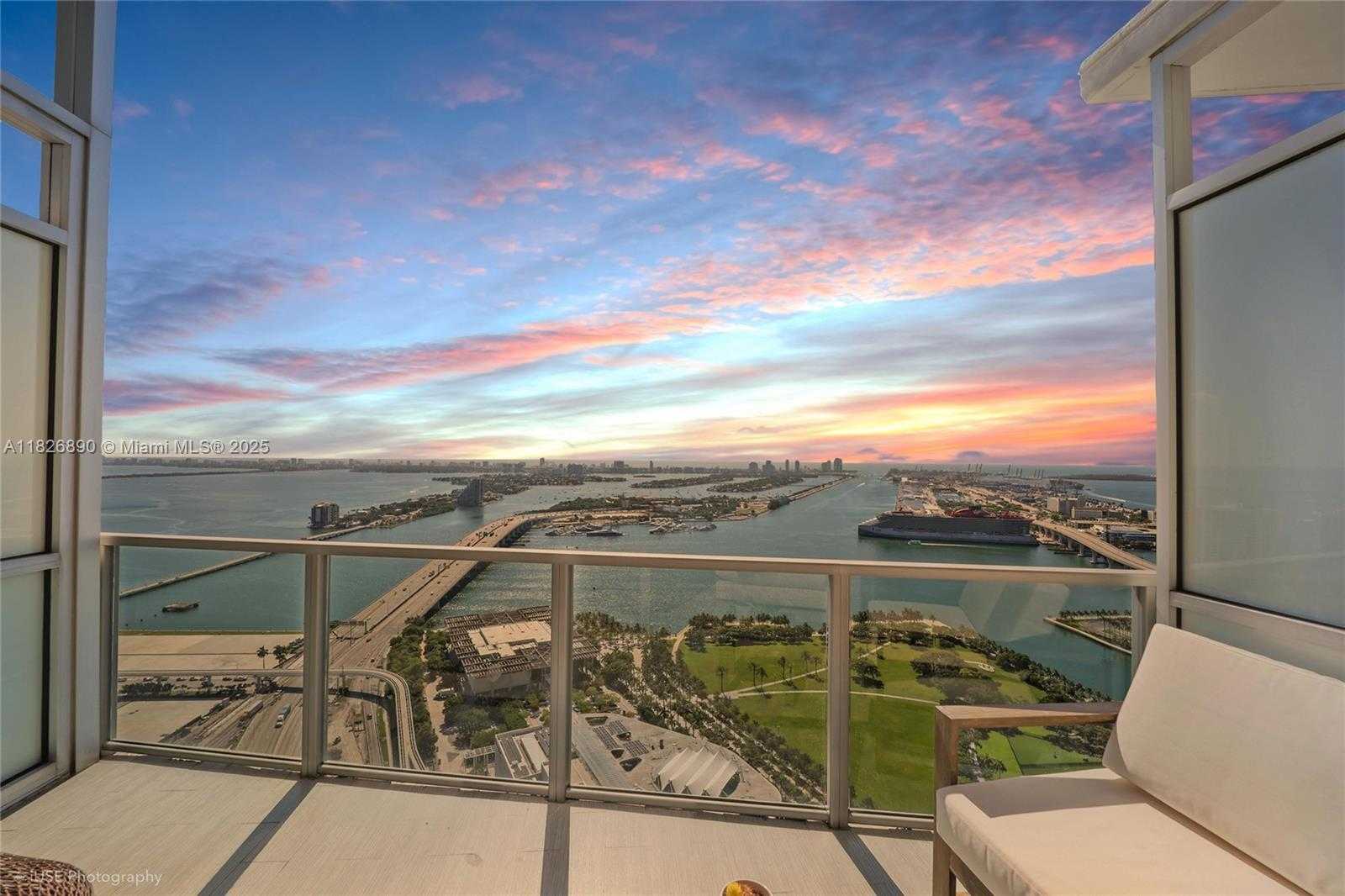 Small Image of 1100 BISCAYNE BLVD #4305, Miami Number 10