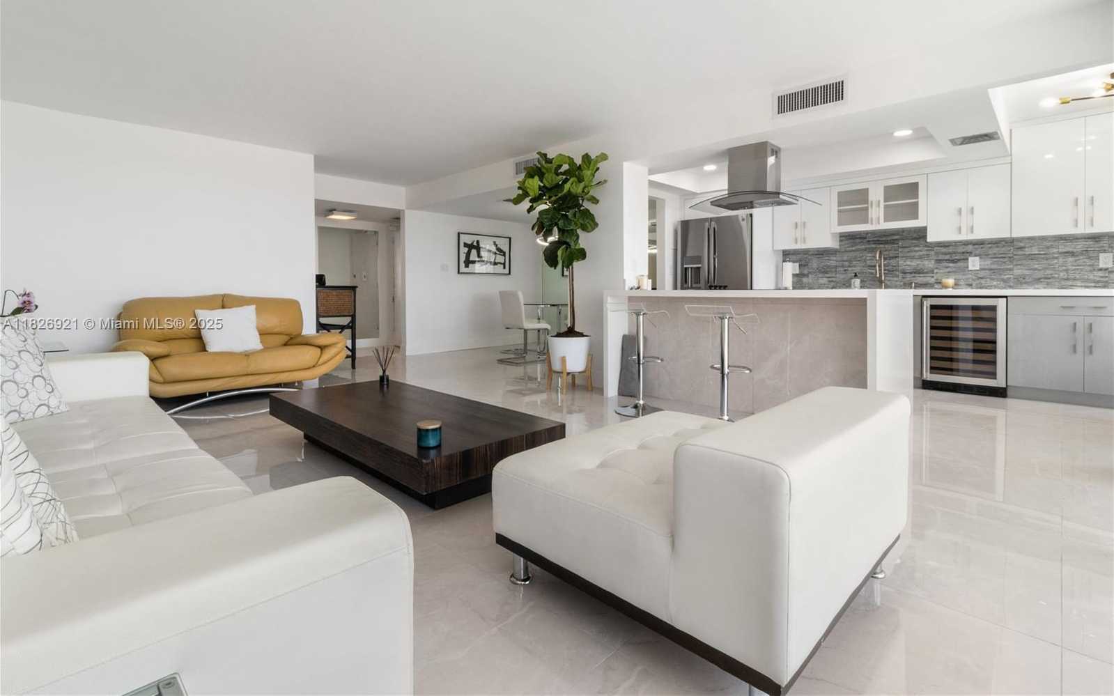 Small Image of 18081 BISCAYNE BLVD #801, Aventura Number 6