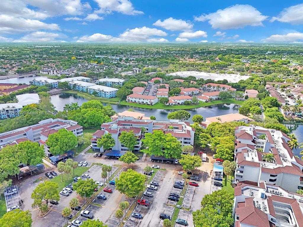 Small Image of 8365 SOUTH WEST 152ND AVE #C-201, Miami Number 9